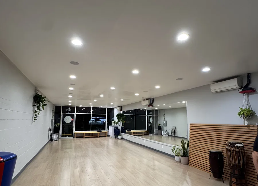 Roots & Wisdom Studio interior on Mt. Diablo Blvd in Walnut Creek